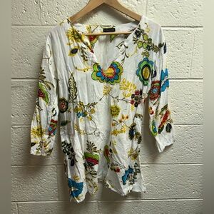 Samhilu’s Classic Tunic size small